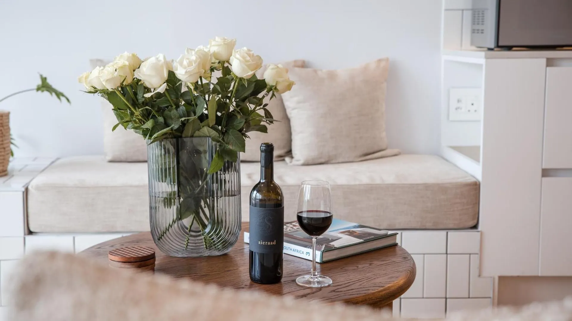 Apartment Seaside 9 L Stylish Aparthotel In Three Anchor Bay Cape Town